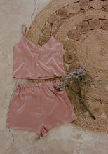 Load image into Gallery viewer, Lush Set Dusty Pink

